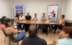 Misiones: Ministros de Turismo y Gobierno se reunieron con damnificados por viajes truchos