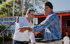 Misiones: El Gobernador Oscar Herrera Ahuad puso en funciones a Juan Carlos Fernández como nuevo Interventor del Municipio de Fracrán