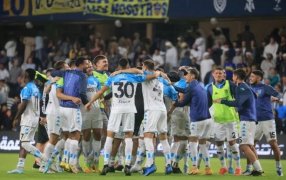 Por 2 a 1: En un final polémico, Racing Club le ganó a Boca Juniors y se quedó con la Supercopa Internacional