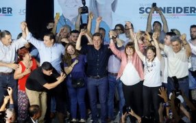 Dura derrota del kirchnerismo: Leandro Zdero venció a Jorge Capitanich en primera vuelta y cortó con 16 años de hegemonía peronista