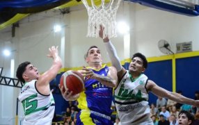 Liga Federal de Básquetbol: Bartolomé Mitre festejó ante su gente, superó a El Tala de Corrientes 74 a 72 y sumó su primera victoria