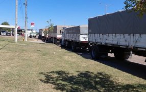 Los costos del transporte de cargas se dispararon por la devaluación y podrían paralizarse los fletes