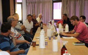 Reunión del Presidente del INYM con representes de cooperativas