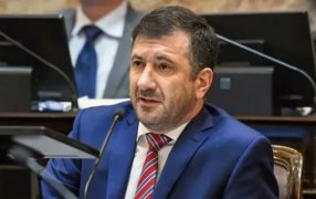 Edgardo Kueider, afuera del Senado: Uno por uno, cómo votó cada Senador