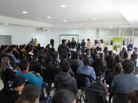 Apóstoles: Estudiantes de