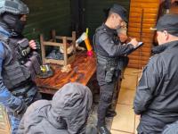 Dos individuos detenidos 
