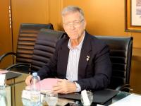 Mediante el Decreto Nº 15