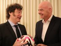 En medio de las polémicas