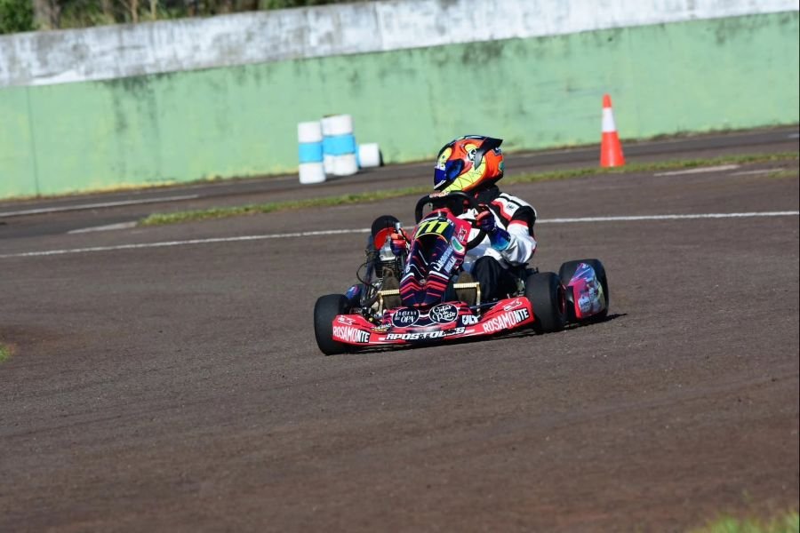 Campeonato Misionero de Karting: Uriel Husulak fue segundo en el inicio de la cuarta fecha que se corre en el Kartódromo Ciudad de Oberá y sumó buenos puntos