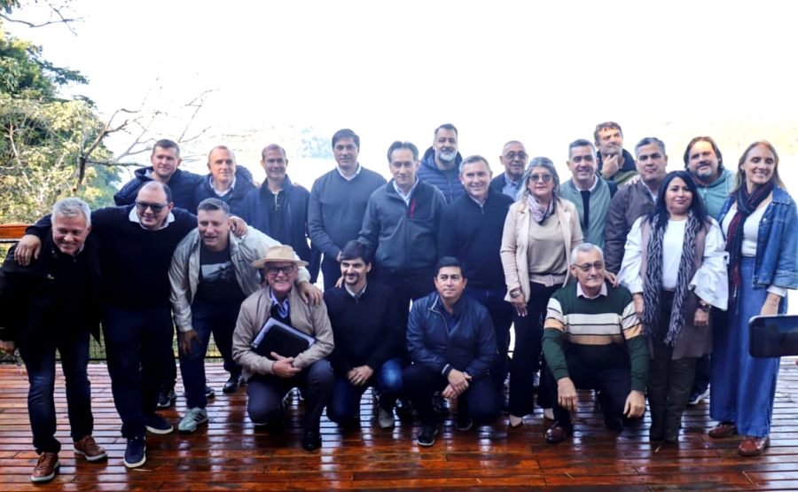 Misiones: Gabinete Provincial e Intendentes afianzaron una agenda de trabajo conjunta en el Municipio de Montecarlo
