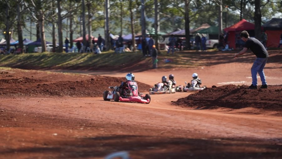 Apóstoles: Campeonato Misionero de Karting sobre circuito terrado, cómo les fue a los particitantes locales