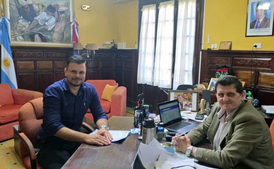 Misiones: El Ministro Adolfo Safrán se reunión con Cristian Becker, nuevo Intendente de la localidad de Dos Arroyos