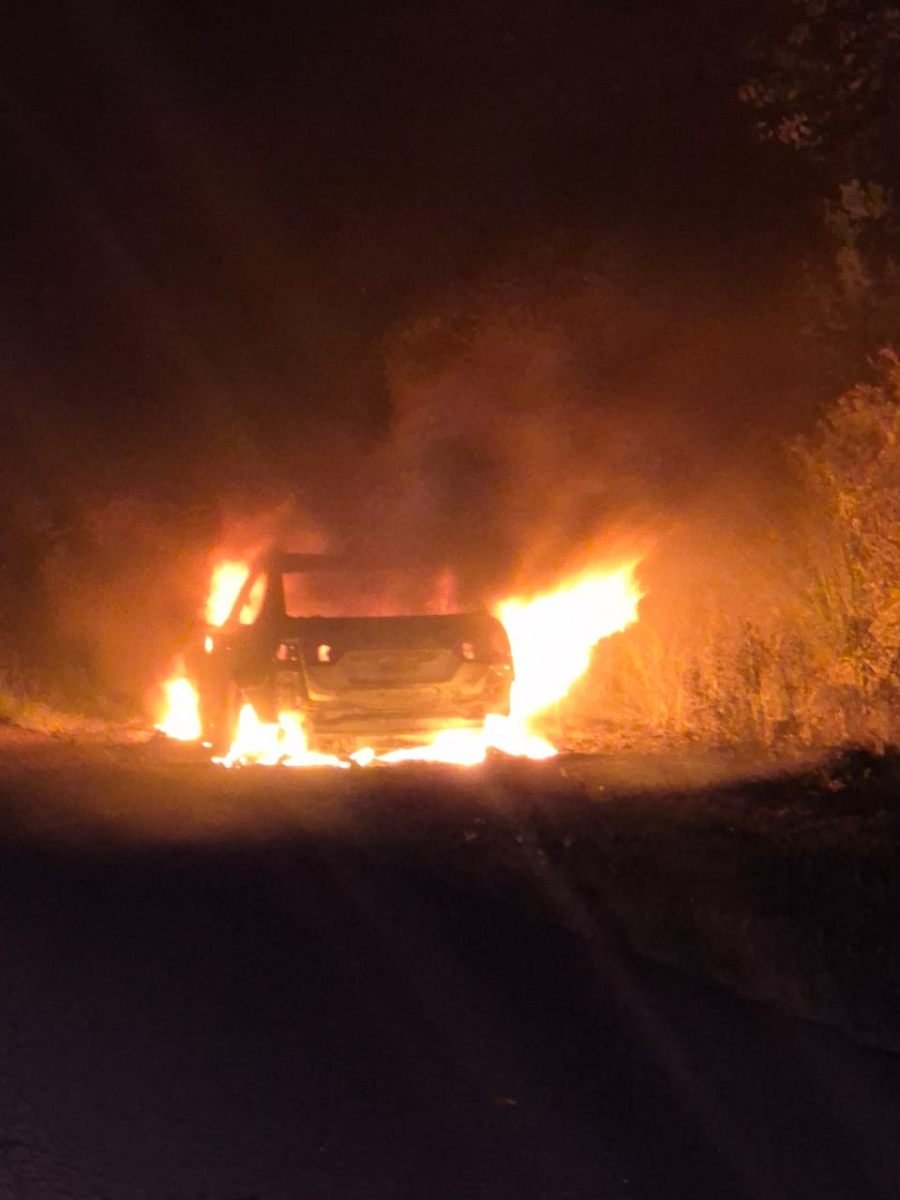 Incendio en jurisdicción de la localidad misionera de Cerro Corá: Un automóvil se prendió fuego sobre la Ruta Provincial Nº 3
