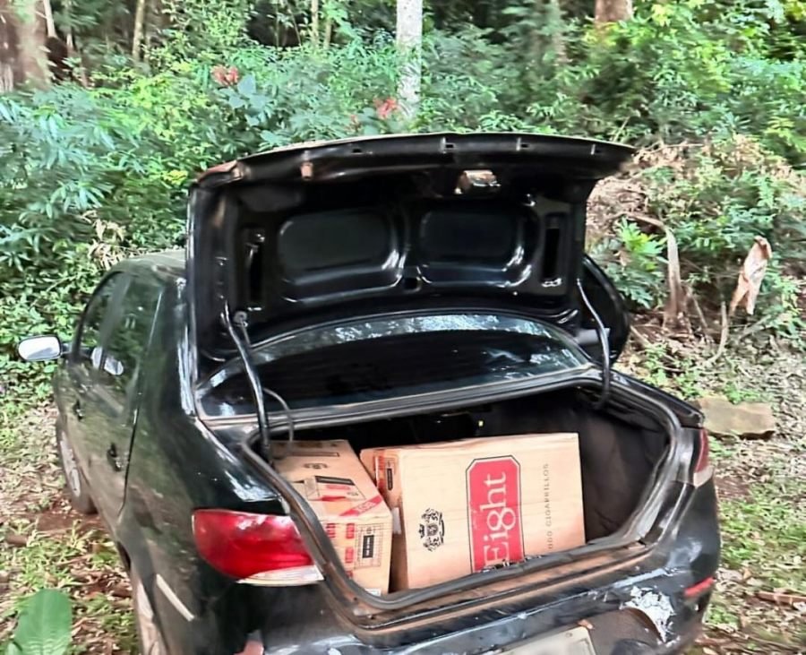 Pareja detenida tras un seguimiento interprovincial, les incautaron cigarrillos por más de cinco millones de pesos