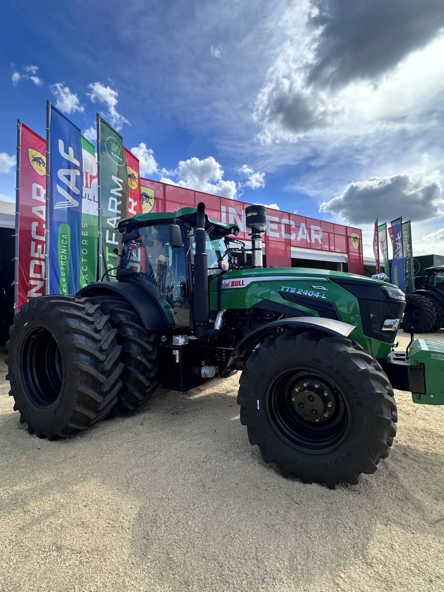 Bull debutó en Expoagro con ventas y fuerte interés del público