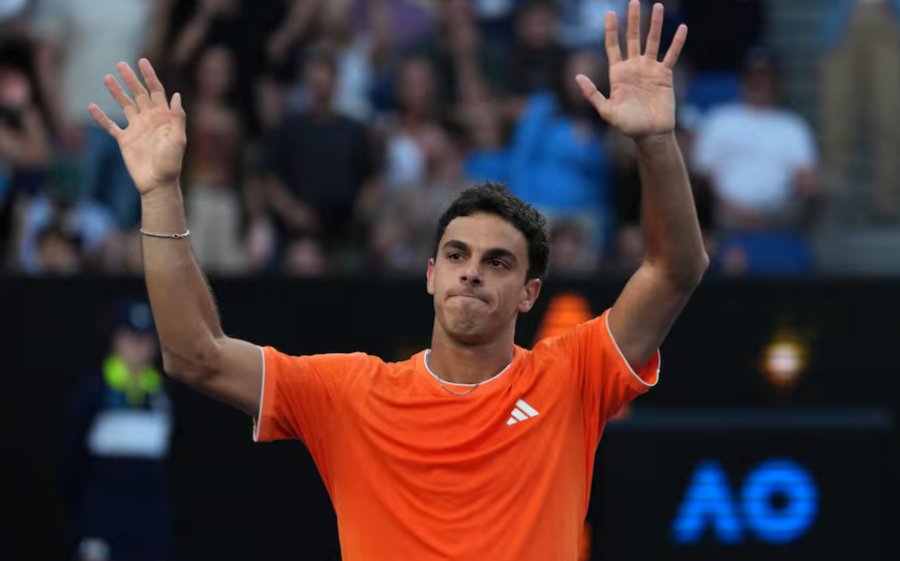 Tenis: Francisco Cerúndolo no pudo con Alexander Zverev y quedó eliminado en octavos de final del Australian Open
