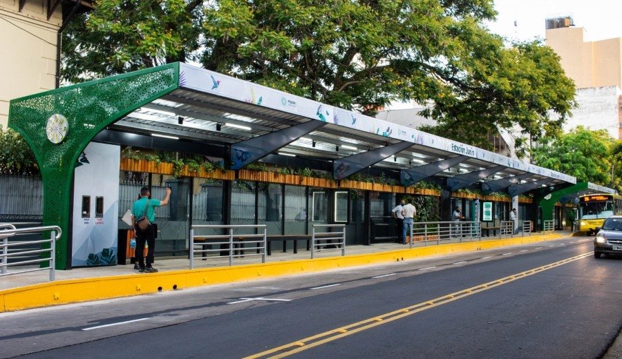 Paro de colectivos genera interrupciones y servicios reducidos en la provincia de Misiones