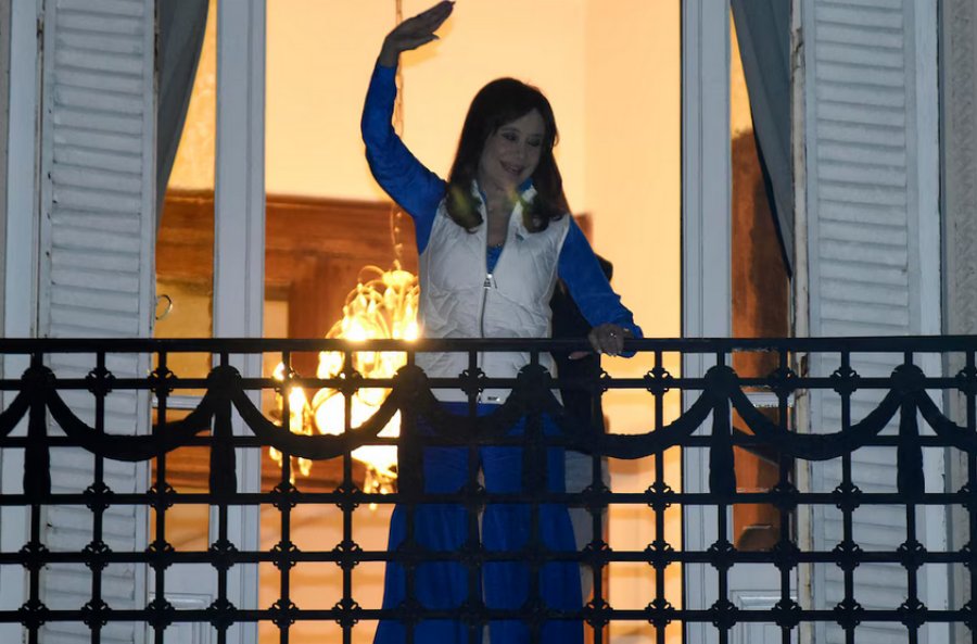 La Corte Suprema de Justicia confirmó que Cristina Fernández de Kirchner deberá seguir usando la tobillera electrónica