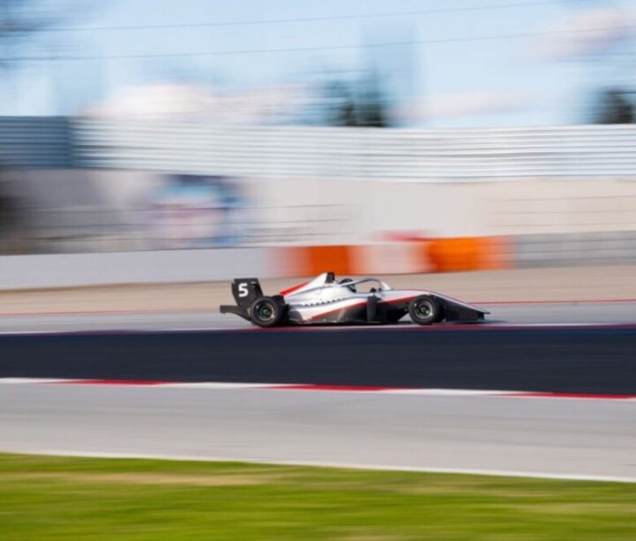 Eurocup-3 en Portimao: El joven argentino Santino Panetta arrancó bien arriba en el Circuito de Do Algarve