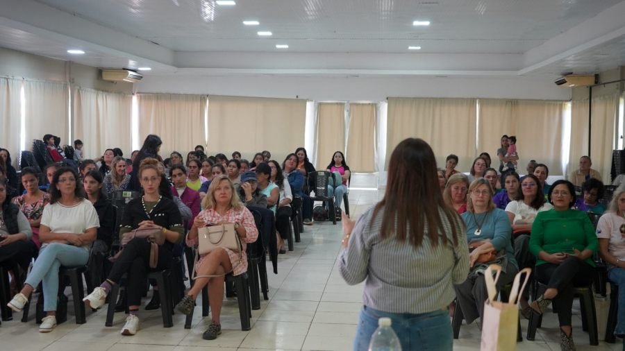 Apóstoles: "Entre Mujeres" una jornada de aprendizaje, contención y fortalecimiento personal