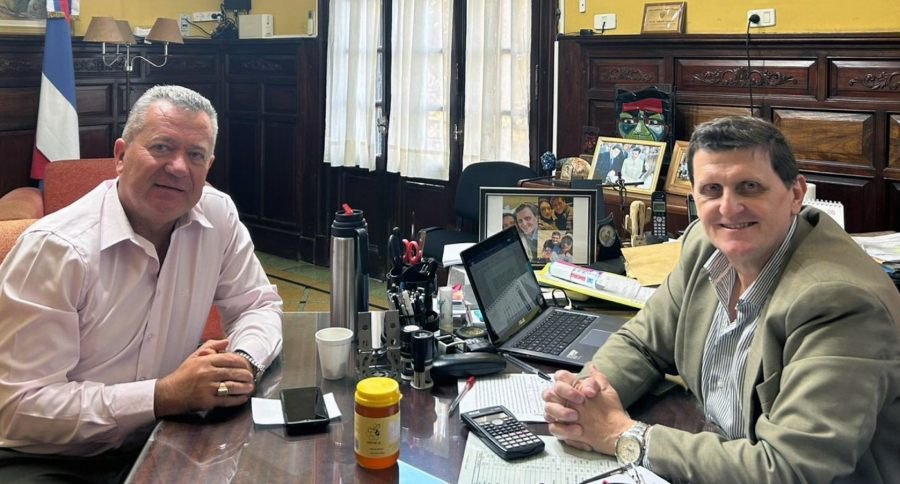 El Ministro Adolfo Safrán junto al Intendente de 25 de Mayo repasó el estado de obras y proyectos que se ejecutan en el Municipio