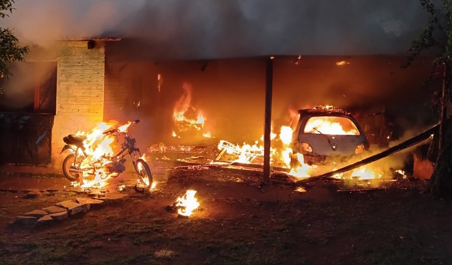 Incendio destruyó una vivienda en la localidad misionera de Concepción de la Sierra, no hubo heridos