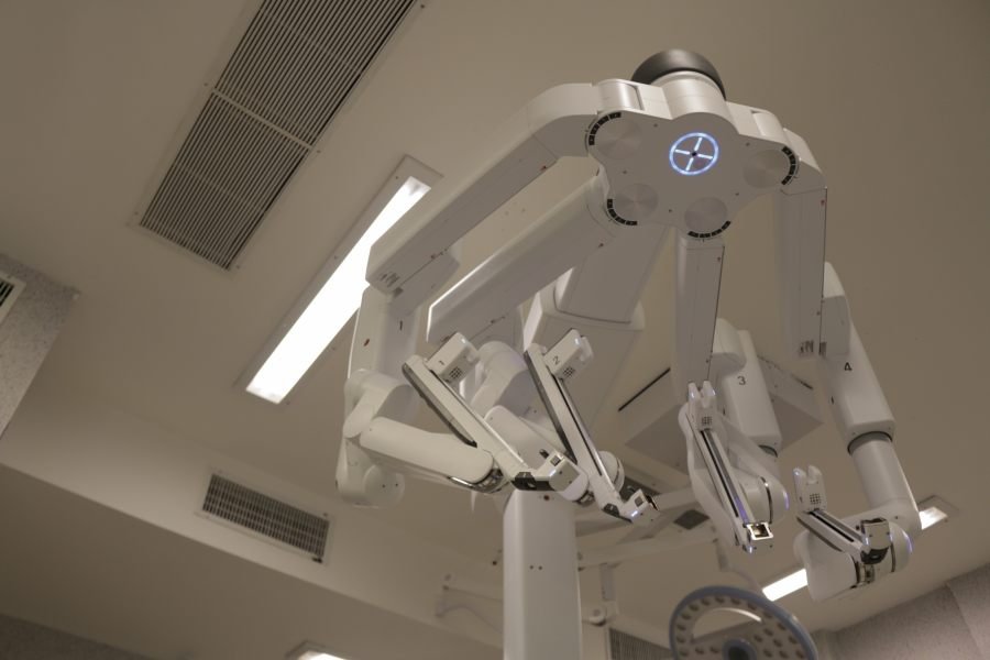 Posadas: El Hospital Madariaga dio un salto tecnológico con el nuevo robot Da Vinci y realizó cuarenta cirugías exitosas