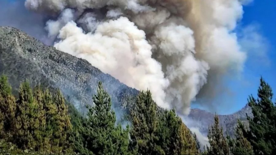 Emergencia en la provincia de Chubut: El calor extremo y el viento reactivaron los incendios forestales