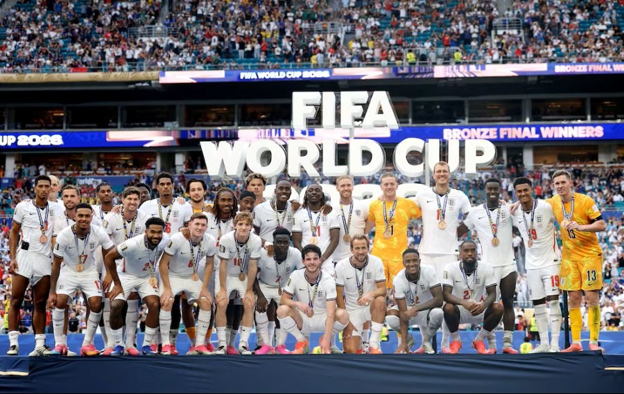 Copa del Mundo: En uno de los partidos con más goles en la historia de los Mundiales, Inglaterra venció 6 a 4 a Francia y se quedó con el tercer puesto