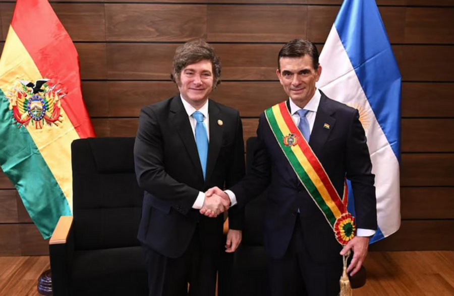 “Sé lo que estás recibiendo, lo digo por experiencia propia”: la frase de Javier Milei a Rodrigo Paz Pereira, nuevo Presidente de Bolivia