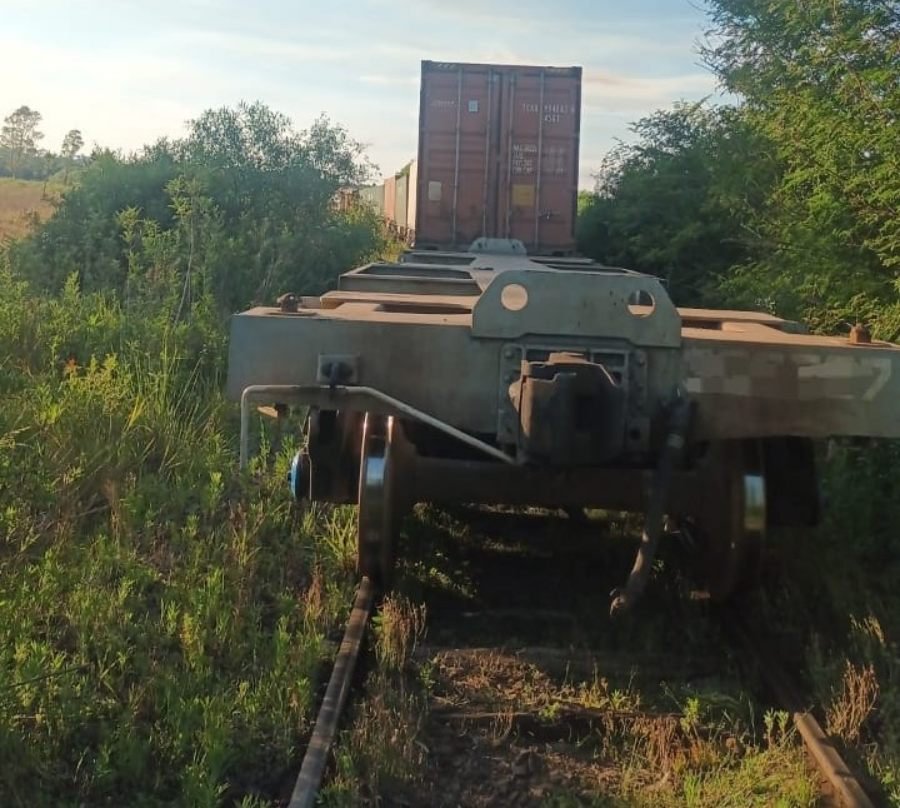 Vagones de un tren de carga descartilaron en el Municipio misionero de Apóstoles: No se registraron heridos