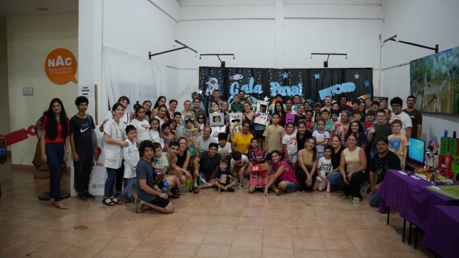 Talento y tecnología destacaron en la gala anual de la Red Maker en la ciudad misionera de Apóstoles