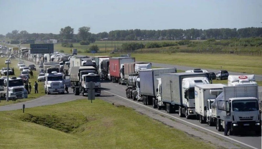 Operativo cosecha: La provincia de Santa Fe y los agroexportadores ya trabajan para agilizar el tránsito de camiones