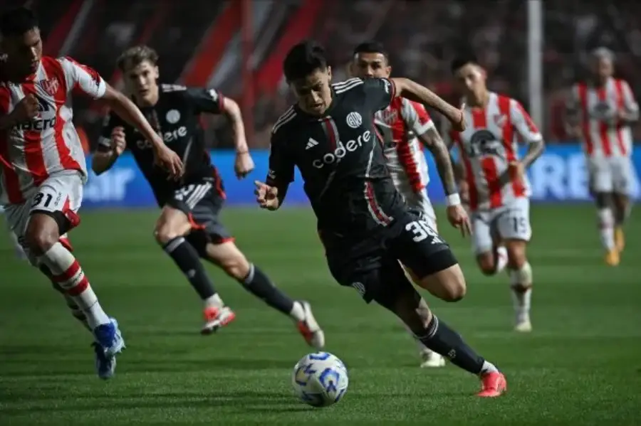 Liga Profesional de Fútbol: River Plate venció a Instituto de Córdoba en un partidazo y se ilusiona con pelear por el título