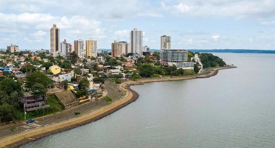 Previsión del tiempo en Misiones para los días; lunes y martes: Inicio de semana con elevadas temperaturas, incremento de la nubosidad y algo ventoso, pero sin lluvias