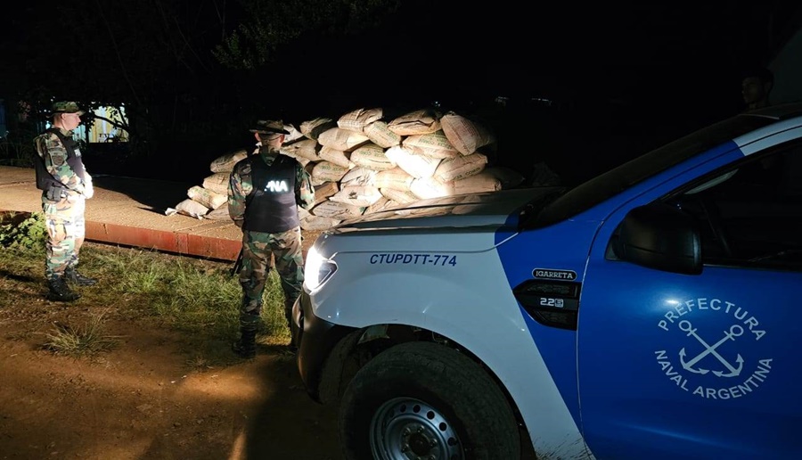 Prefectura Naval Argentina secuestró casi diez toneladas de soja en Misiones