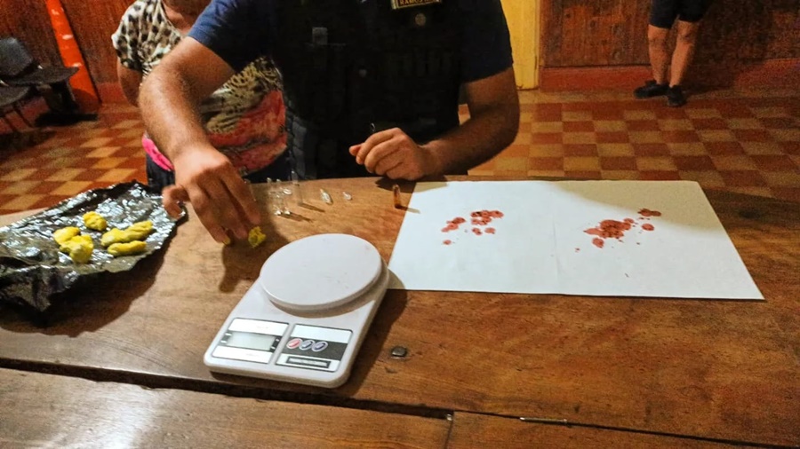 Detuvieron a una presunta dealer y le incautaron marihuana fraccionada