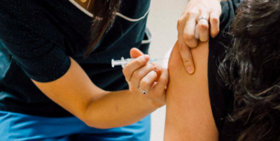 Se inicia una nueva campaña de la vacunación contra el Virus Sincicial Respiratorio para personas gestantes en Misiones