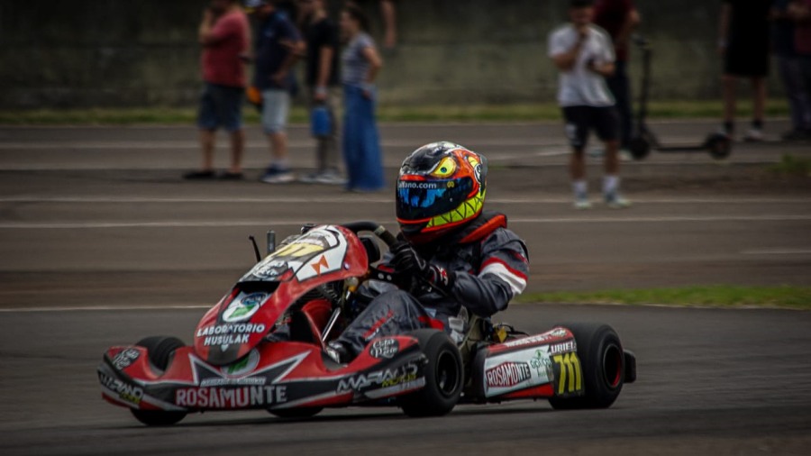 Misionero de Karting en Pista: El apostoleño Uriel Husulak alcanzó un nuevo podio en el Coronación de Kart en la ciudad de Oberá