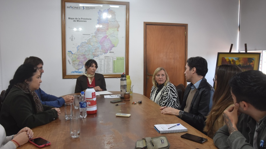 Reunión interinstitucional para fortalecer las actividades culturales en el Municipio misionero de Apóstoles