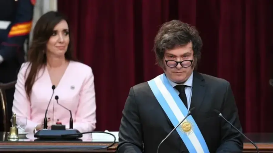 En el Boletín Oficial: El Gobierno Nacional promulgó la suspensión de las Primarias Abiertas, Simultáneas y Obligatorias, también publicó las Leyes de Juicio en Ausencia, Reiterancia y Reincidencia