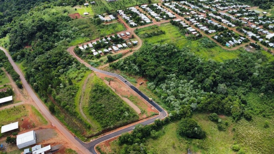 Pavimento Urbano de la Dirección Provincial de Vialidad aporta infraestructura en la localidad misionera de El Soberbio