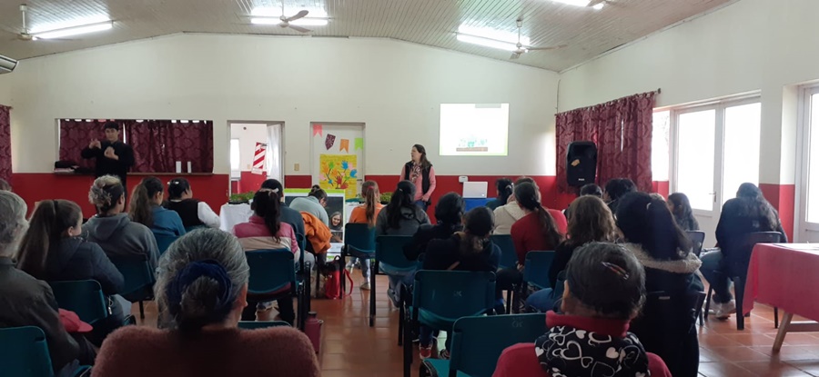 Apóstoles: Ciclo de charlas y talleres dirigidos a Mujeres Rurales