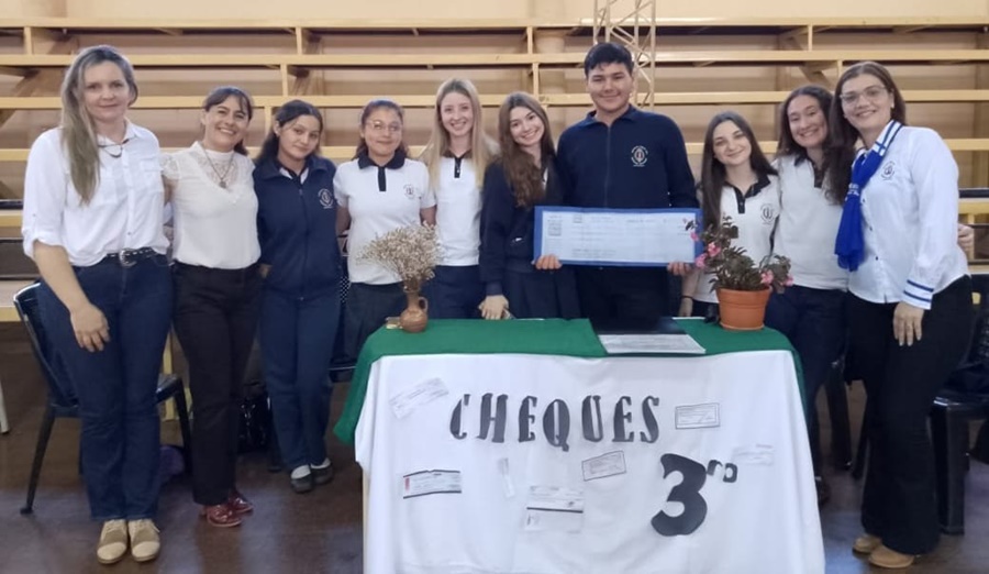 Apostoles: Se realizó la tradicional "Expo Contable 2023" en el Instituto Superior Cristo Rey