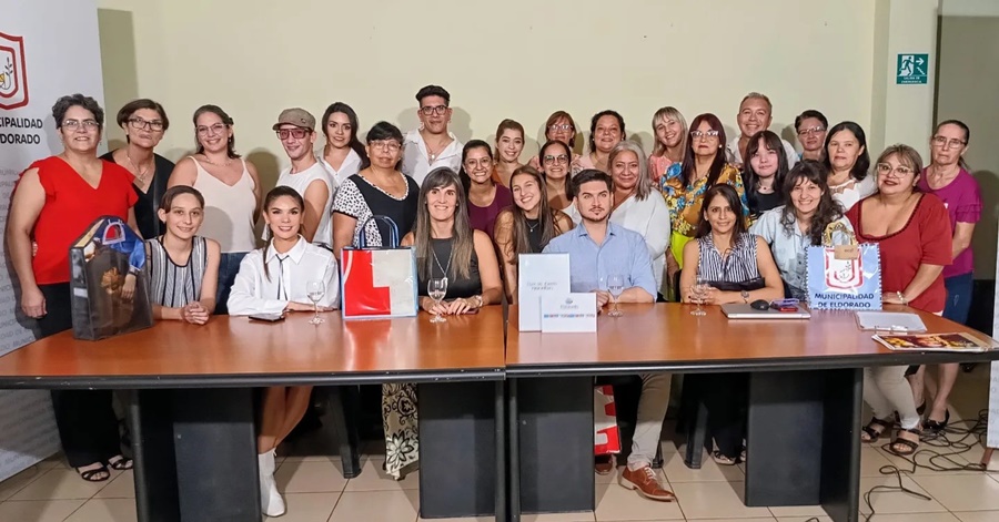 Moda digital, Negocios y Marketing, Diseño y Creatividad, fueron algunas de las temáticas abordadas: Comenzó un Ciclo de Capacitaciones de Moda de la Ruta del Diseño Misionero