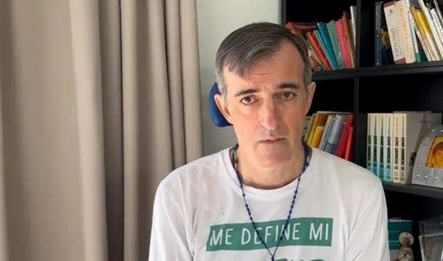 Esteban Bullrich convocó a un "gran acuerdo nacional"