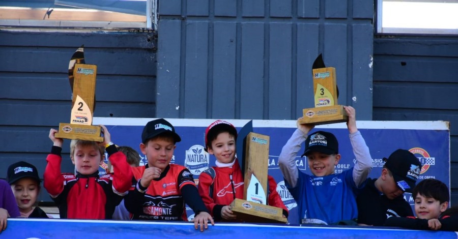 Campeonato Misionero de Karting: El Rosamonte Racing Team cerró con victoria de Valentino Silveira y Luana Marín Balanda se subió al podio en Copa Damas al finalizar en el segundo lugar en el Kartódromo Ciudad de Oberá