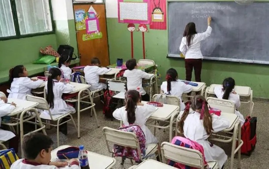 El Gobierno de Misiones confirmó la vigencia de los Programas Ahora Escolar y Ahora Textos para facilitar las compras de inicio de clases