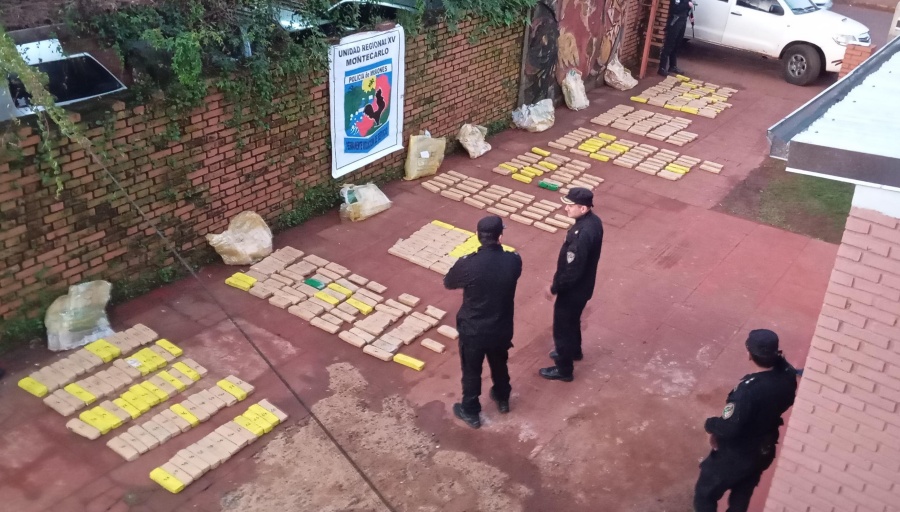Misiones: Desbaratan punto de acopio de droga en la localidad de Montecarlo: La incautación está valuada en 325 millones