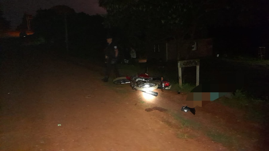 Un motociclista de 31 años falleció tras un despiste en la localidad misionera de Guaraní